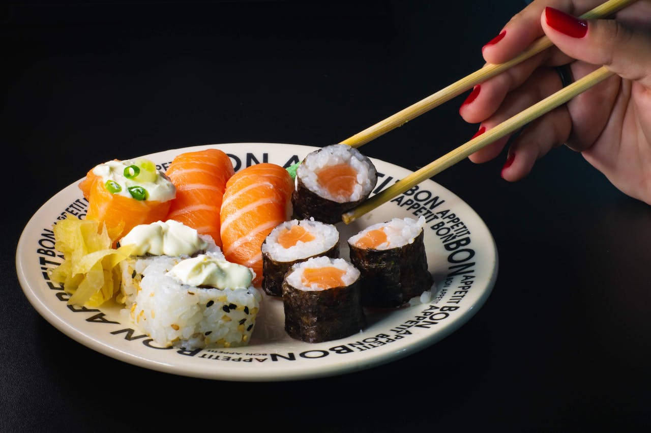 Proven Tips to Tame Your Cravings and Stay on Track